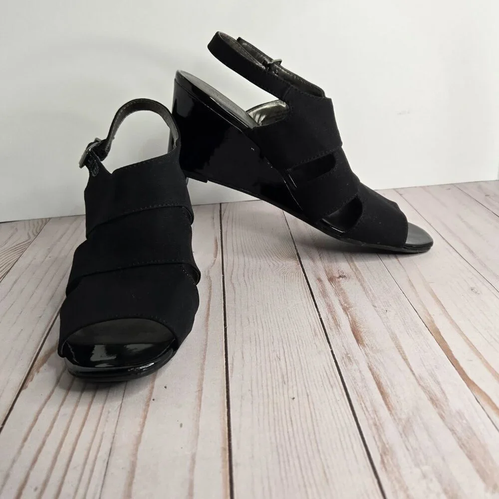 LifeStride Simply Comfort Faith Black Wedge Sandals Women’s 8.5
